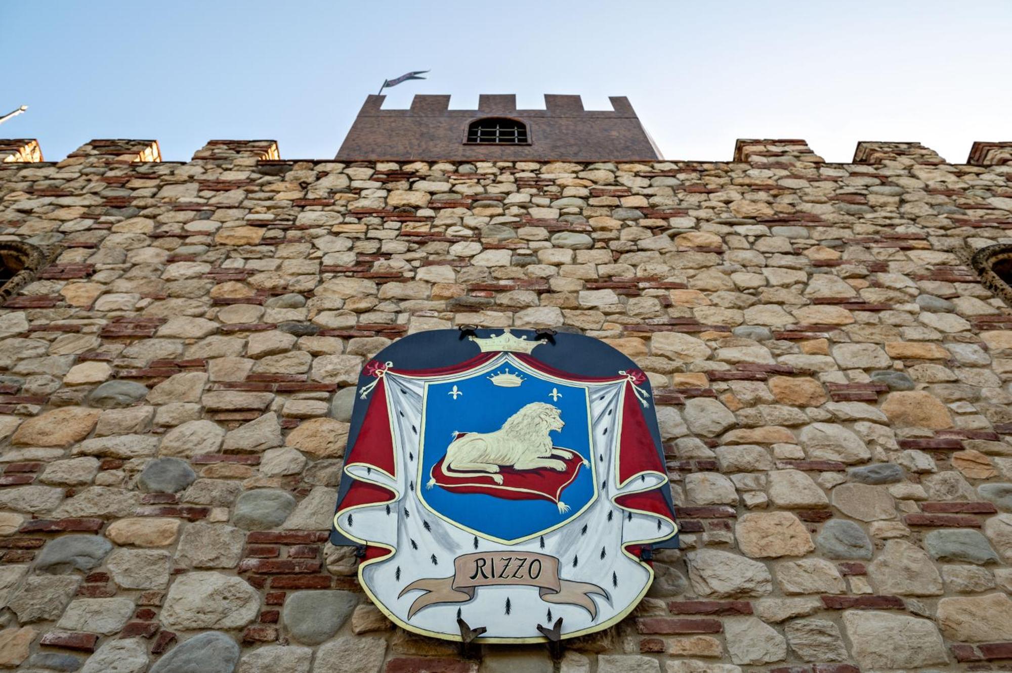 مبيت وإفطار لوكا Castello Dei Templari المظهر الخارجي الصورة